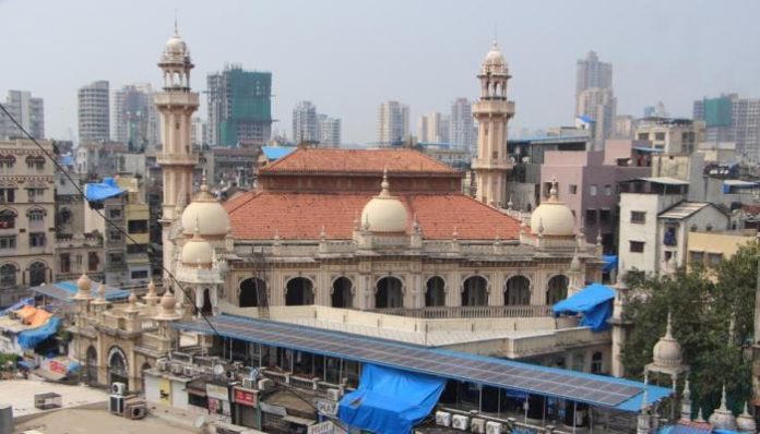 78-140532-mosque-mumbai-solar-energy-electricity_700x400