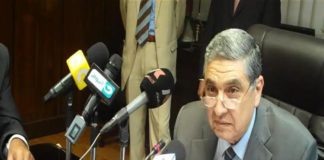وزير الكهرباء بمصر يفتتح ورشة عمل “استخدامات الطاقة الشمسية”