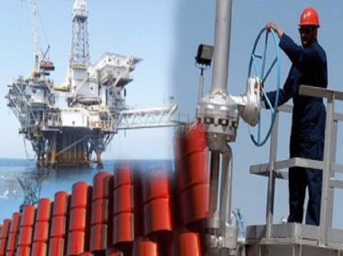 حقول بترولية