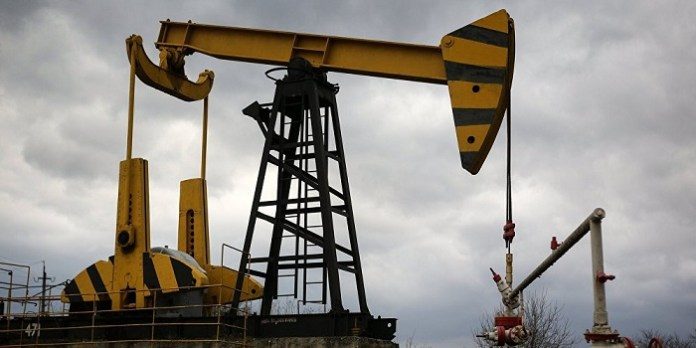 النفط انخفاض سعر برميل النفط الكويتي 36 سنتا