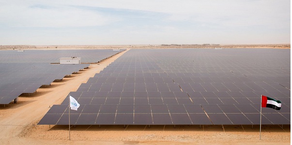 وزير إماراتي: وصلنا لأسعار تنافس عالميًا في تكلفة إنتاج الطاقة المتجددة