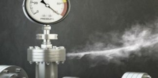 خبير بترولي يكشف عن حل علمي للقضاء على تسرب الغاز