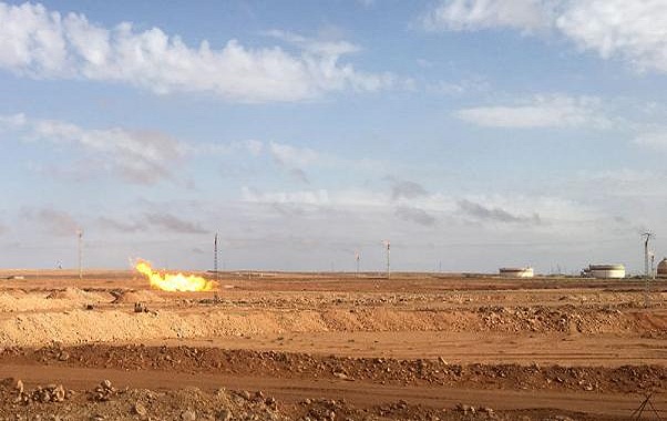 jth إكسون موبيل تعلق مناقشات تطوير حقل غاز صخري في الجزائر