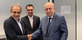العراق وسلطنة عمان يوقعان مذكرة تفاهم في مجال النفط