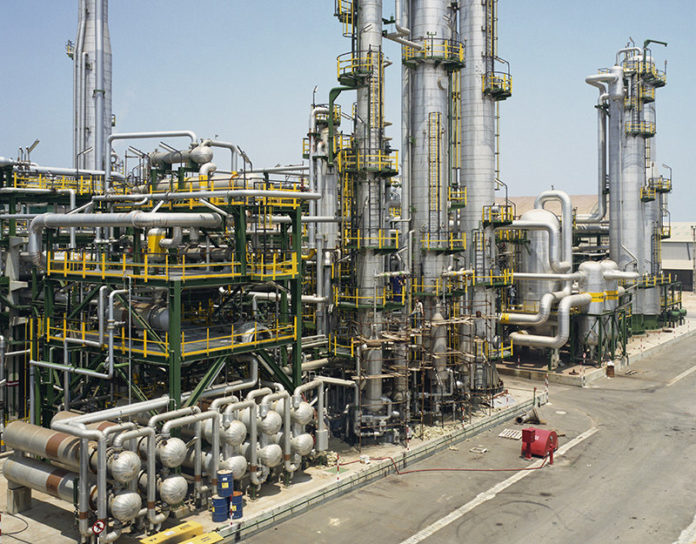 reference_multi-train_gas_processing_plant_russia_800x625
