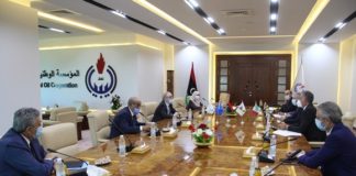 ليبيا.. “الوطنية للنفط” تبحث تطوير تعاونها مع شركة “إيني” الإيطالية