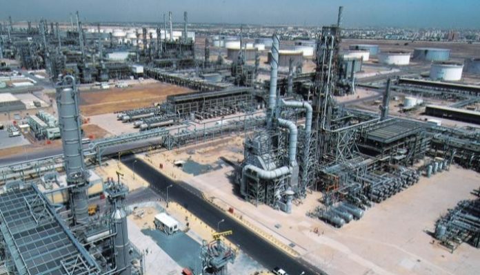 140-025211-kuwaiti-oil-exports-suspension-units-mina-abdullah_700x400