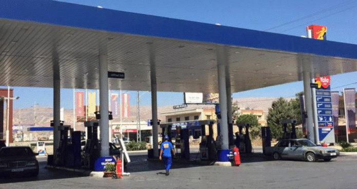 ليبيا..توقف-محطات-وقود-شركتى-ليبيا-نفط-وخدمات-الطرق-السريعة