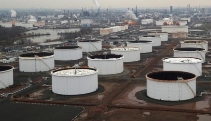 140-215335-is-collapse-texas-world-s-largest-oil-fund_700x400